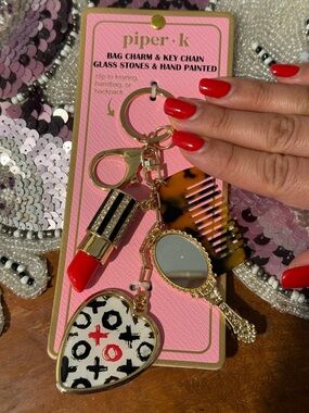 Piper k Red Lipstick & Heart Charm Keychain - Gold Accents
